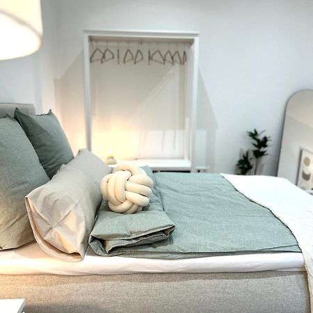 Designer City Apartment In Top Lage Fuer 6 Gaeste คาร์ลสรูเฮอ ภายนอก รูปภาพ