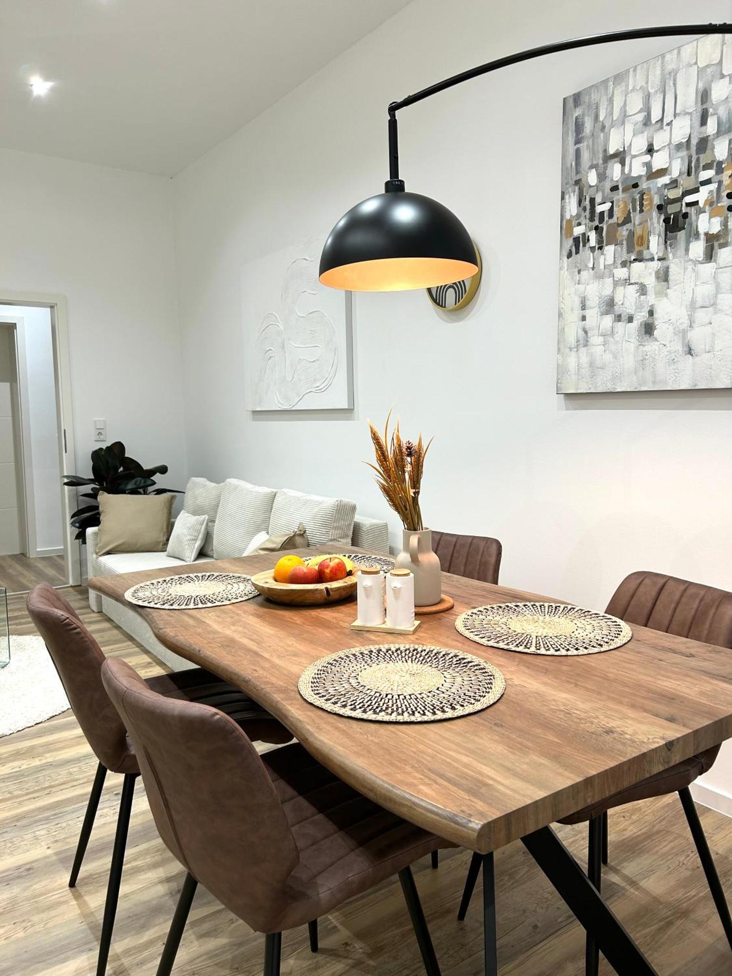 Designer City Apartment In Top Lage Fuer 6 Gaeste คาร์ลสรูเฮอ ภายนอก รูปภาพ